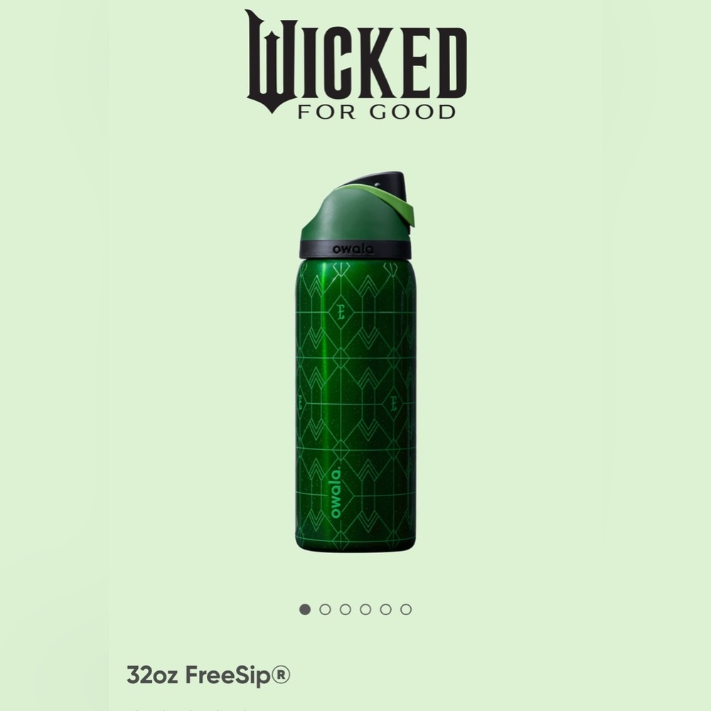 Owala Wicked for Good 32oz Free Sip, Green